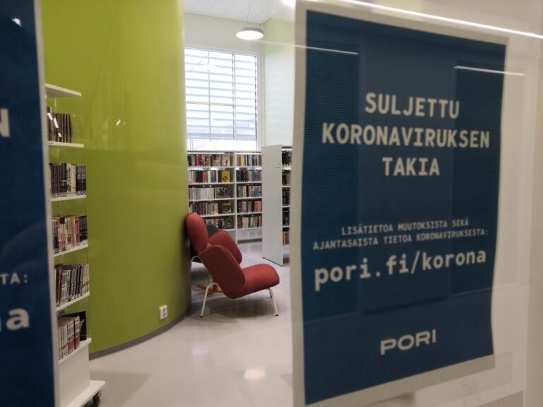 Itätuulen kirjasto suljettuna korona-aikana