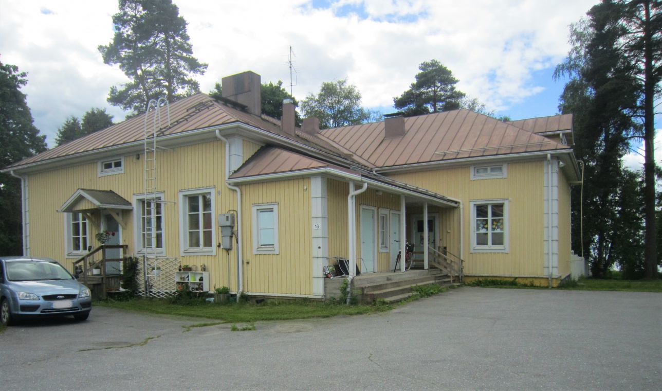 Lavian lääkärintalo