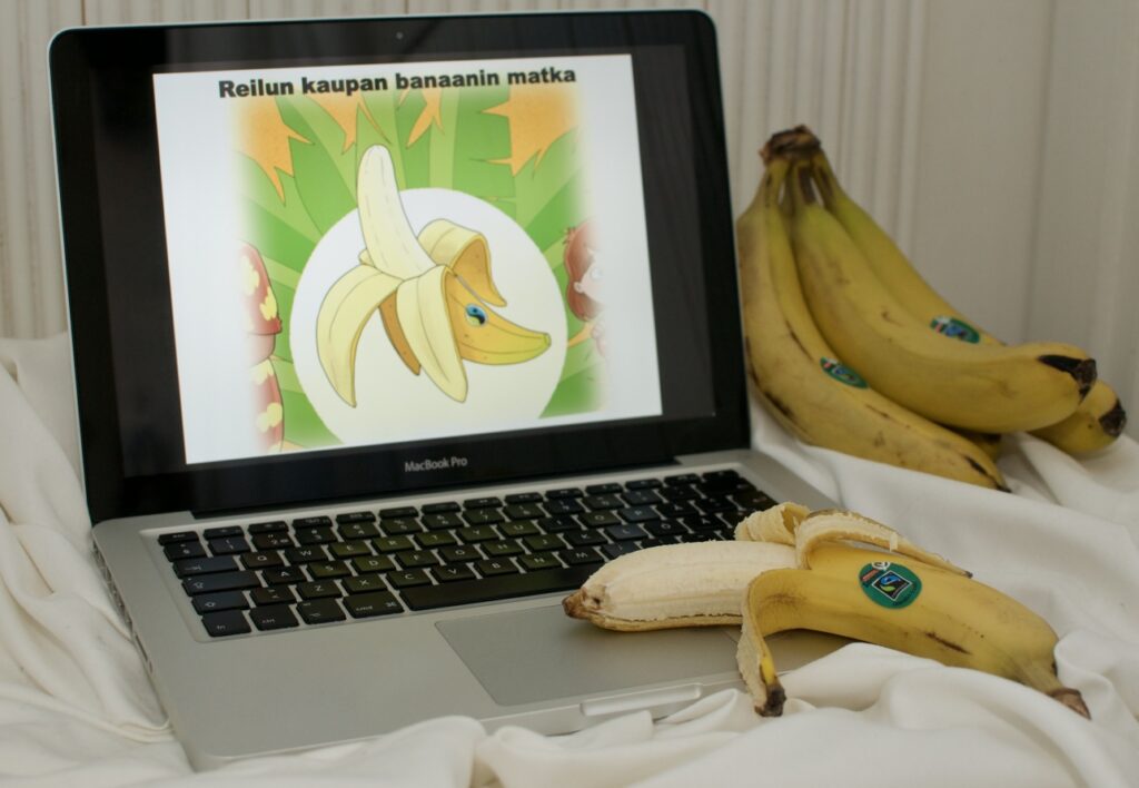 Banaaneja ja tietokone