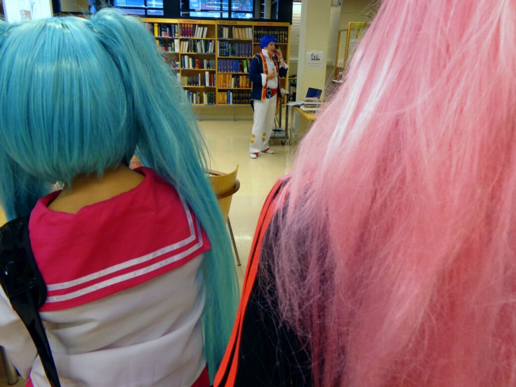 Nippori-tapahtuma kirjastossa vuonna 2013