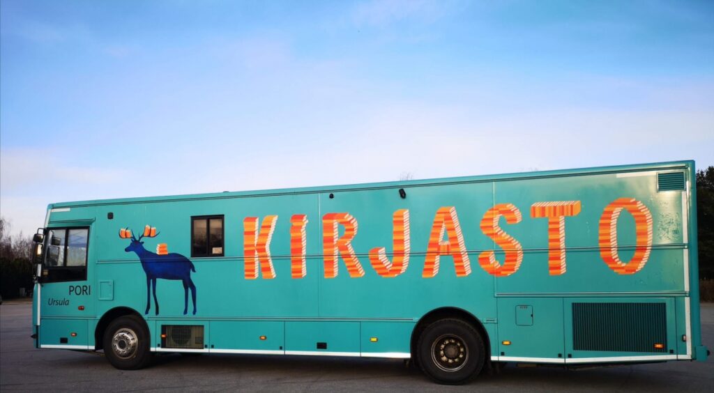 Kirjastoauto Ursula