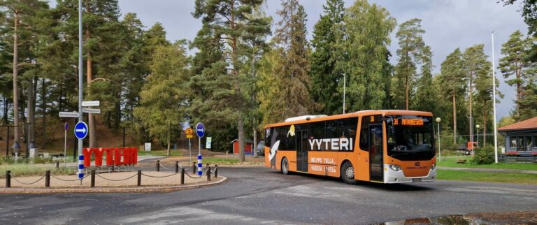 Linja-auto Yyteri-tarralla