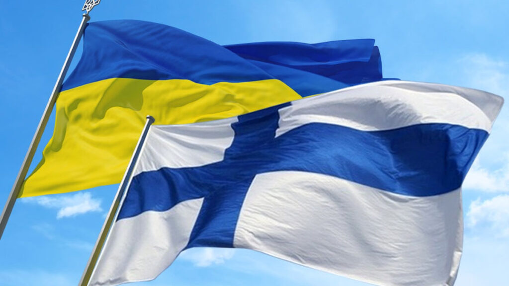 Ukrainan ja Suomen liput