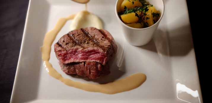 Petteri Rosenbom's Steakhouse, detail, steak dish