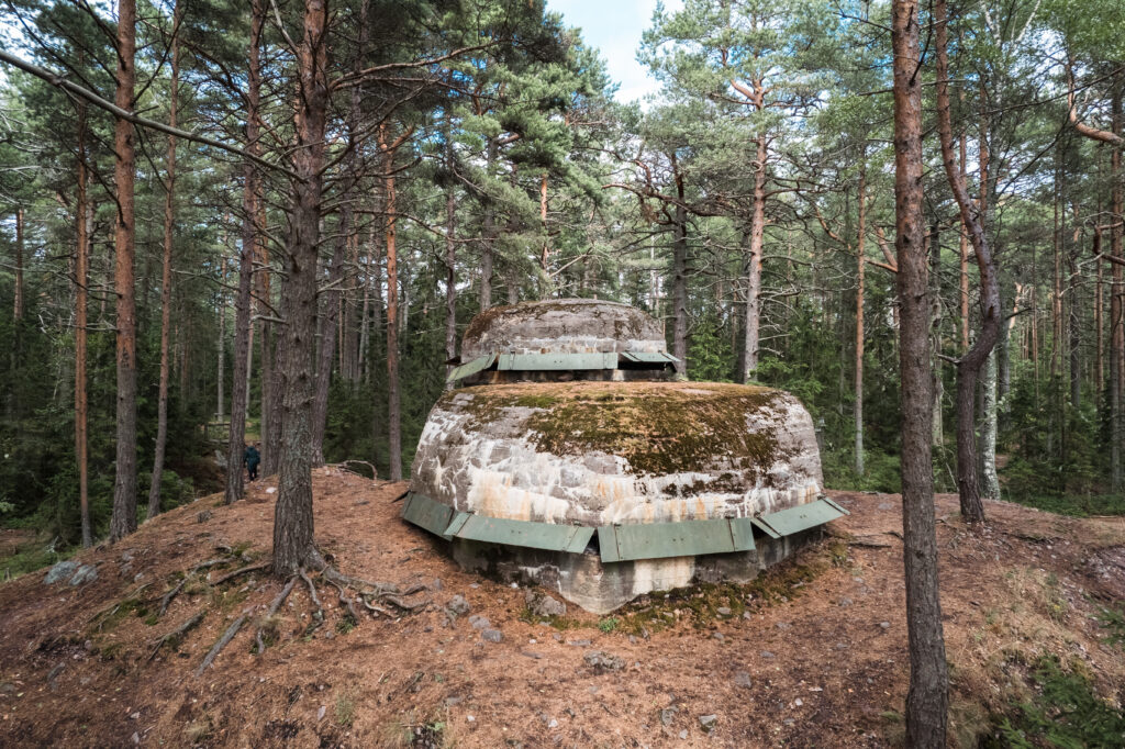 Reposaaren linnakepuiston nähtävyys