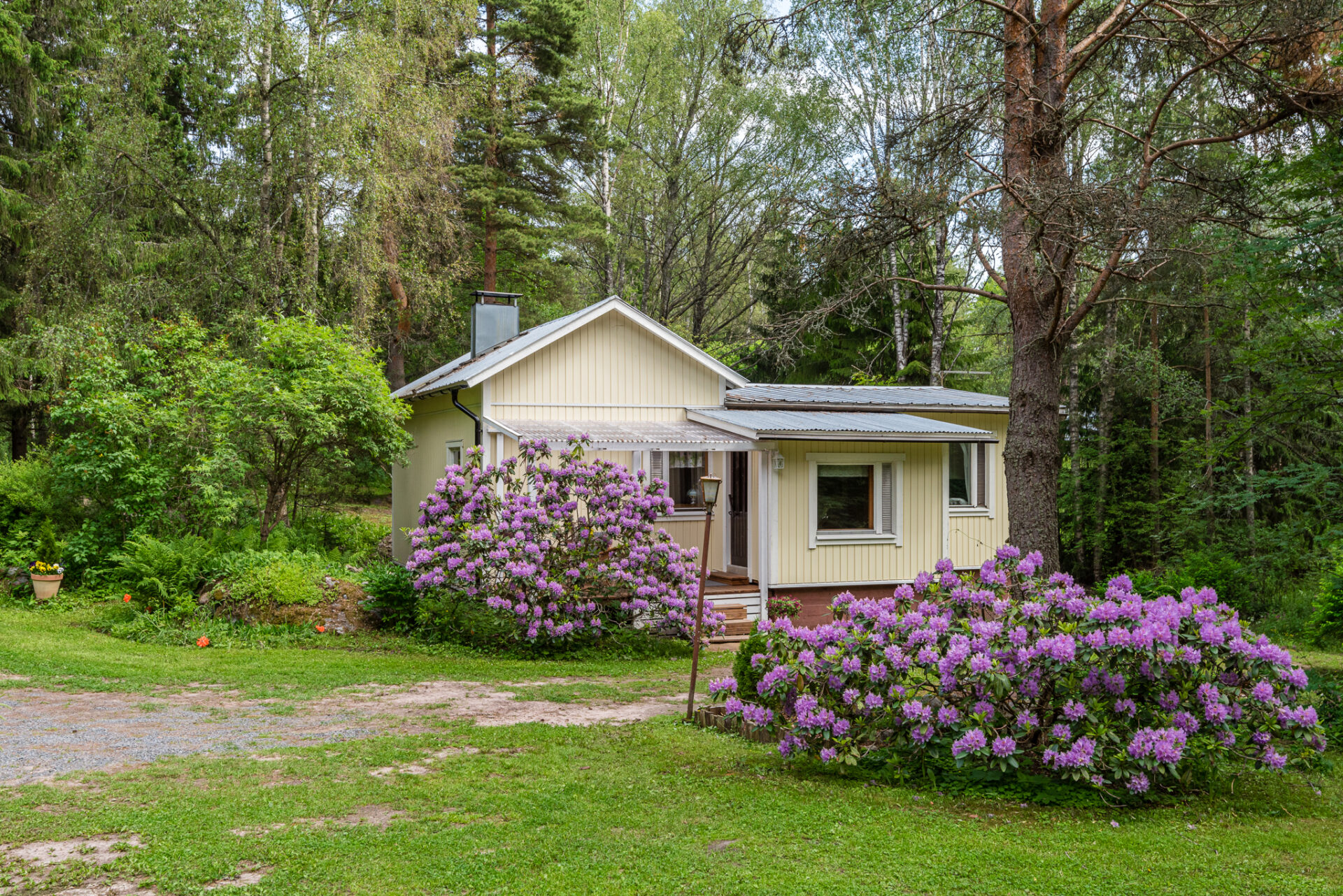 Apartments Borgin lomamökki Ankkurikari ulkoa.